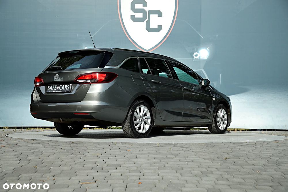 Opel Astra V 1.2 T Elegance S&S - 11