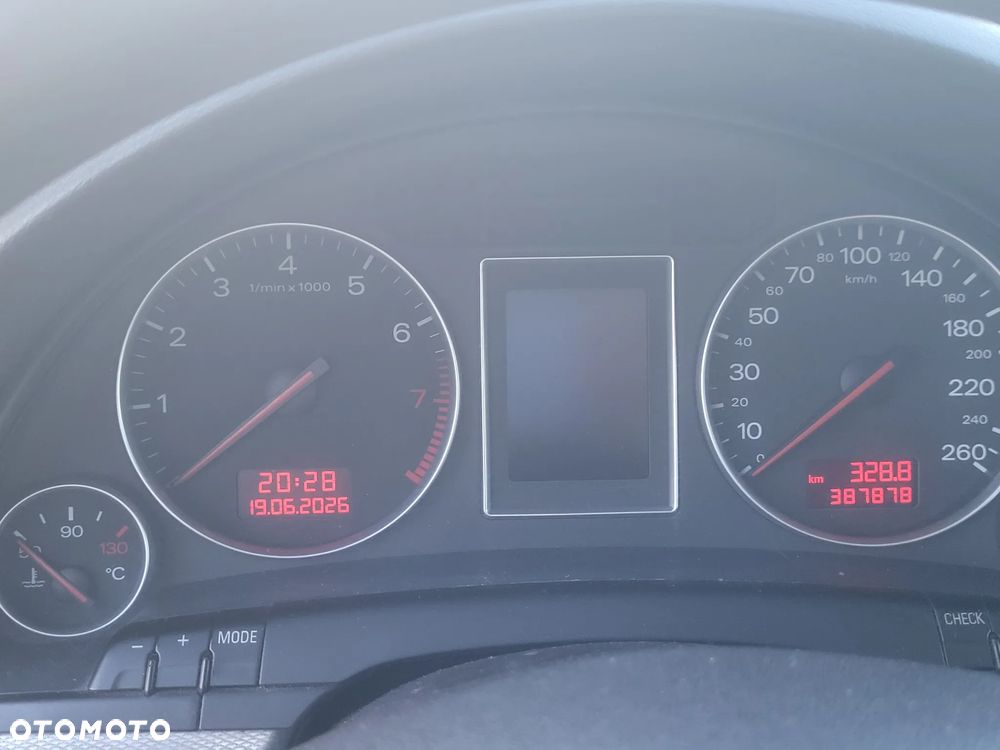 Audi A4 Limousine 1.8T - 12