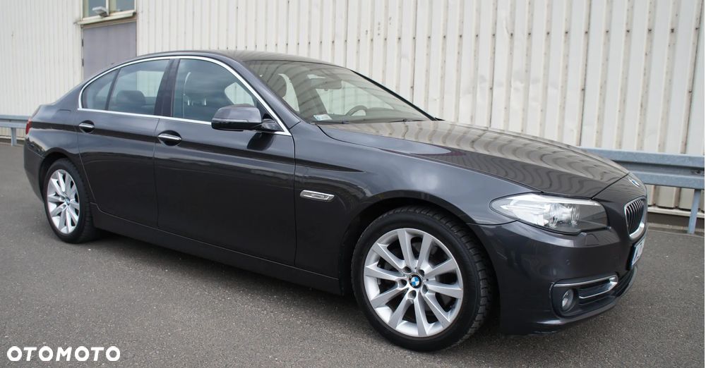 BMW Seria 5 520d xDrive Luxury Line - 10