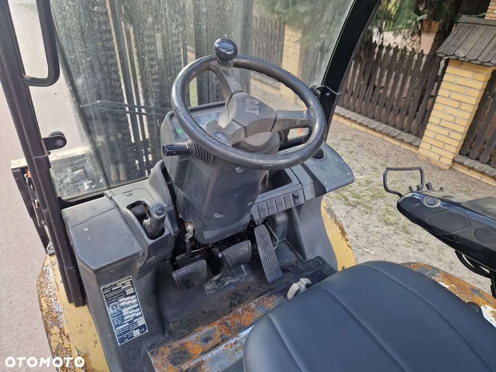 Caterpillar DP35N - 11