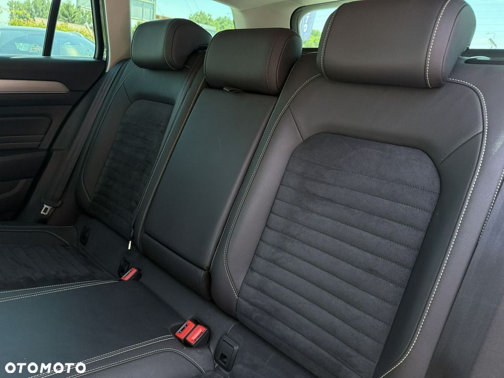 Volkswagen Passat 2.0 TSI Elegance DSG - 33