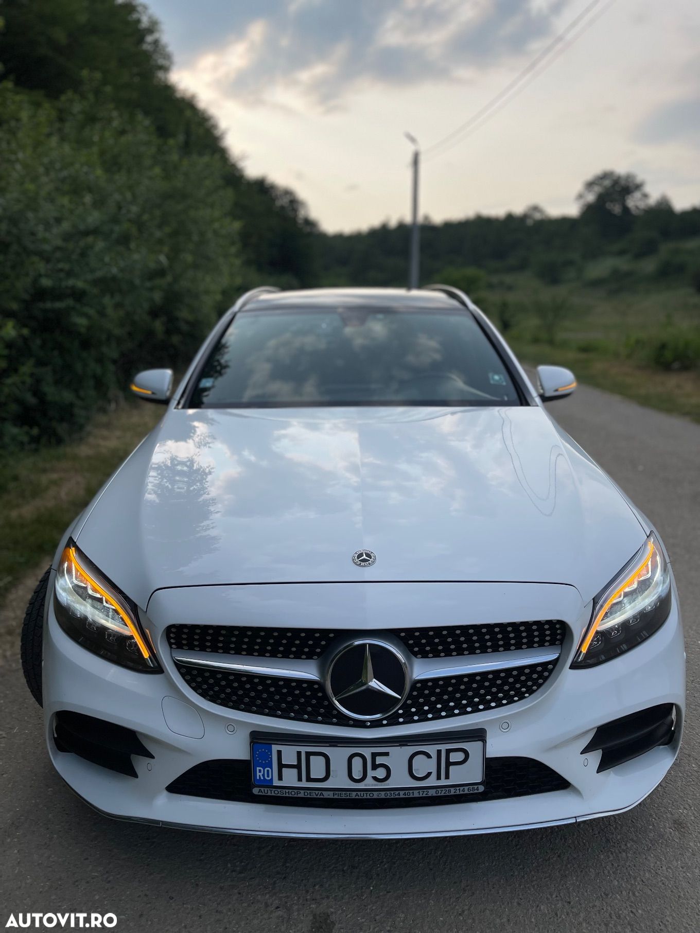 Mercedes-Benz C 220 d T 9G-TRONIC AMG Line - 1