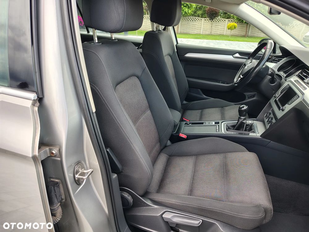 Volkswagen Passat 2.0 TDI BMT Highline - 16
