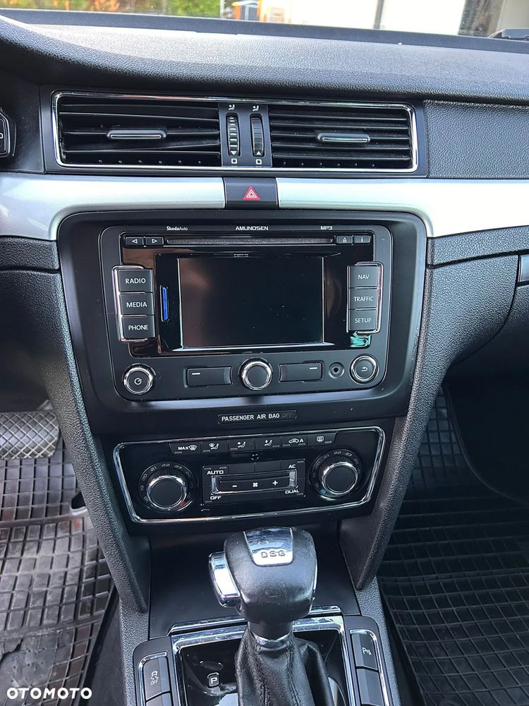 Skoda Superb 1.8 TSI Ambition DSG - 6