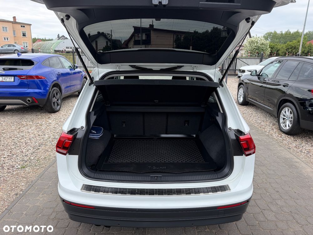 Volkswagen Tiguan 1.5 TSI EVO Comfortline - 16