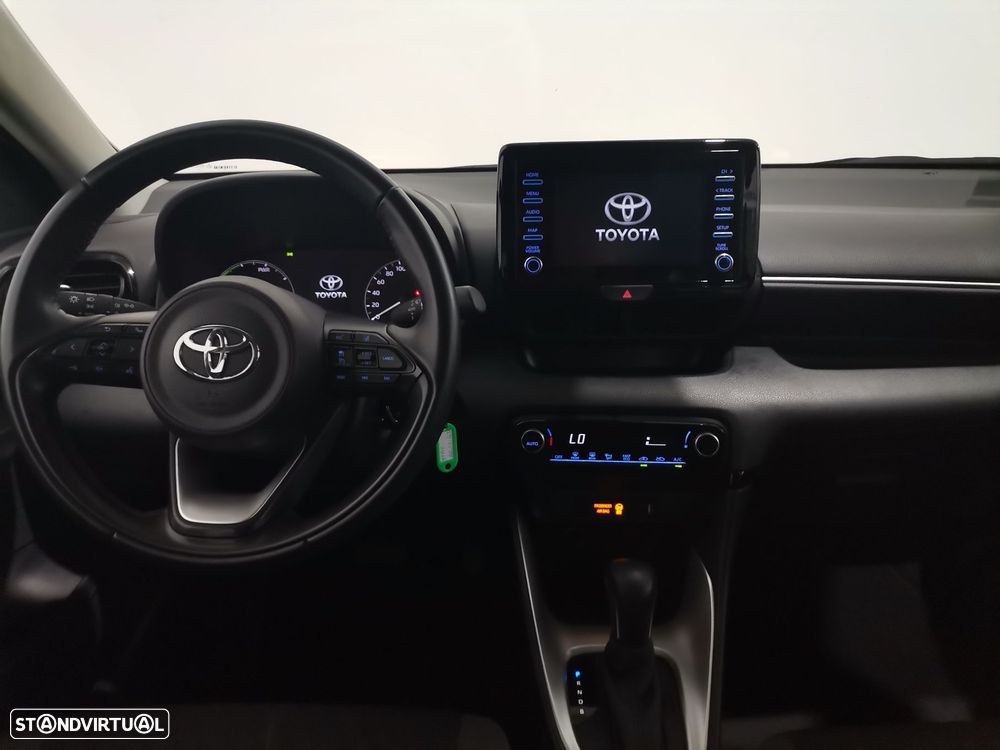 Toyota Yaris 1.5 HDF Comfort Plus - 9