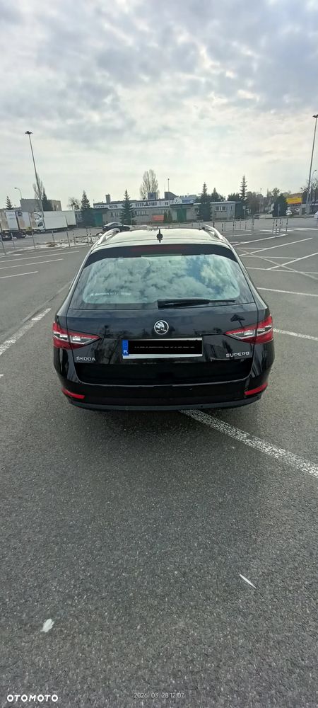 Skoda Superb 2.0 TDI Style DSG - 3