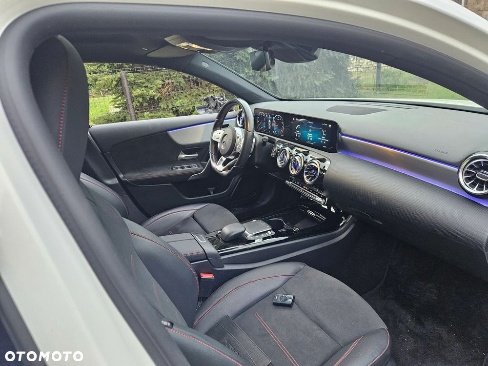 Mercedes-Benz Klasa A 250 4-Matic AMG Line 8G-DCT - 5