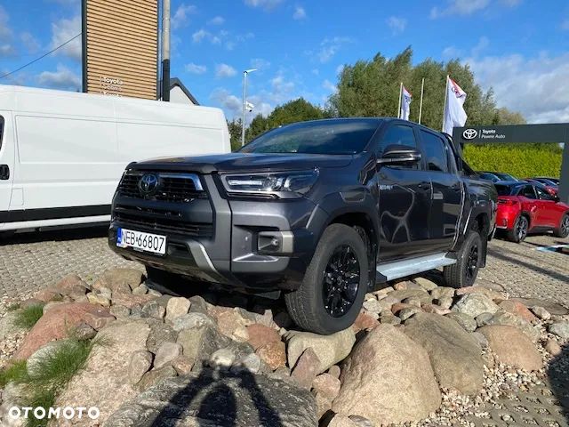 Toyota Hilux 2.8 D-4D Double Cab Invincible 4x4 - 1