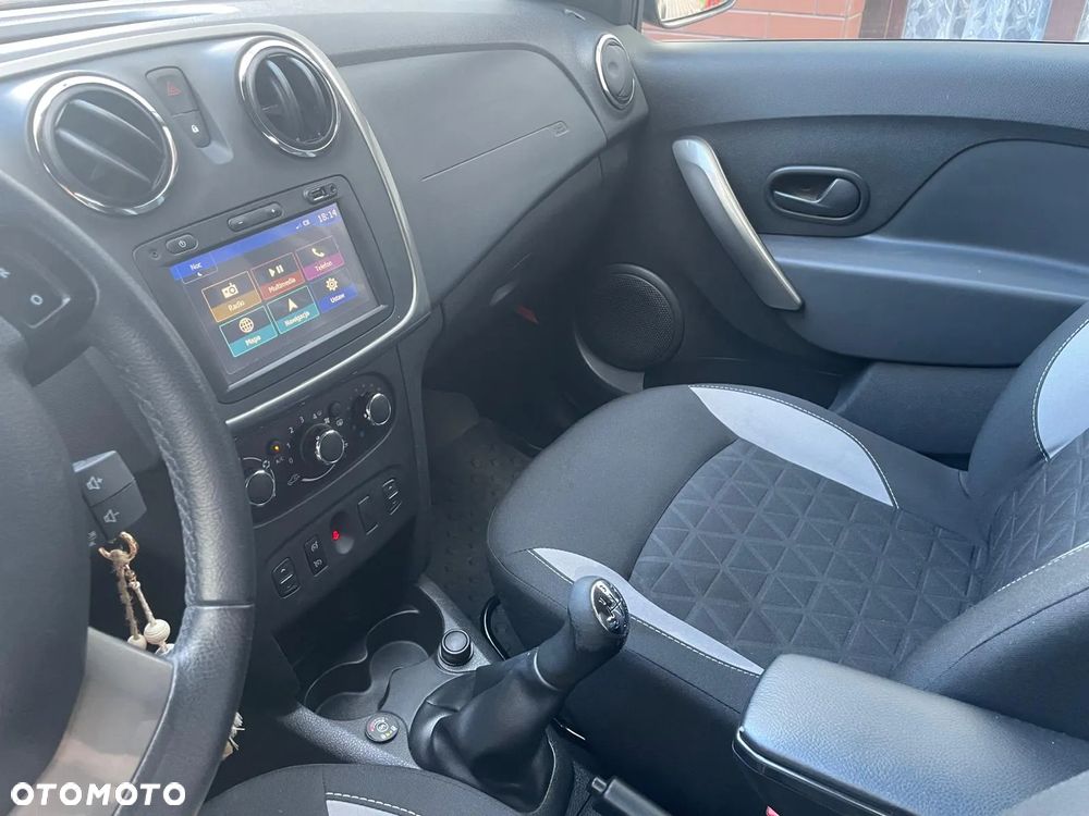 Dacia Sandero 0.9 TCe Laureate S&S - 5