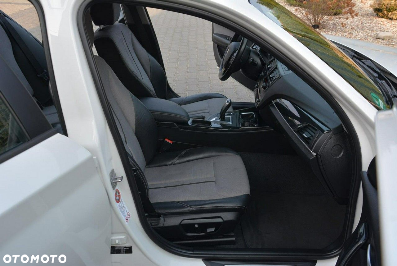 BMW Seria 1 125i M Sport - 17