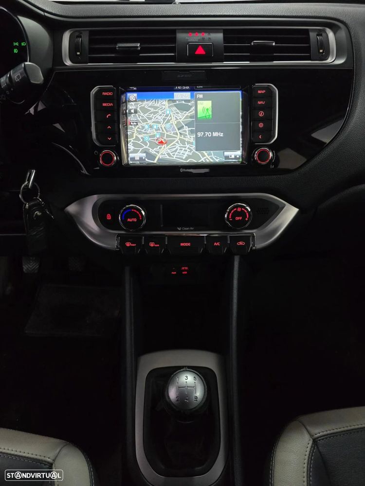 Kia Rio 1.2 CVVT Prime - 12