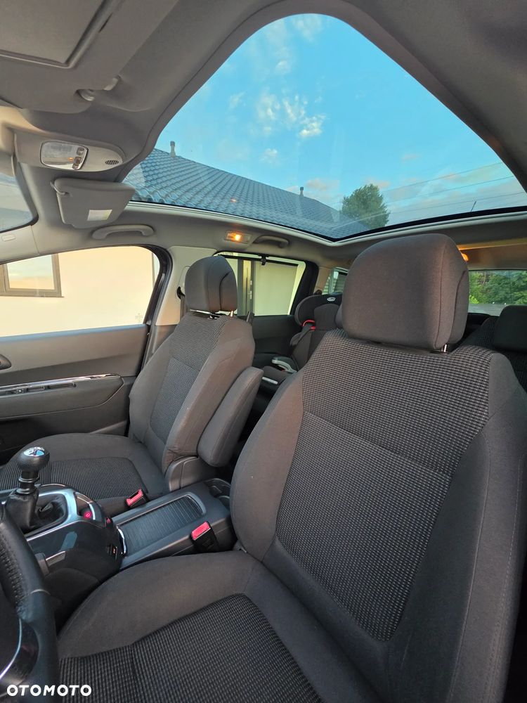 Peugeot 5008 2.0 HDi Business Line 7os - 9