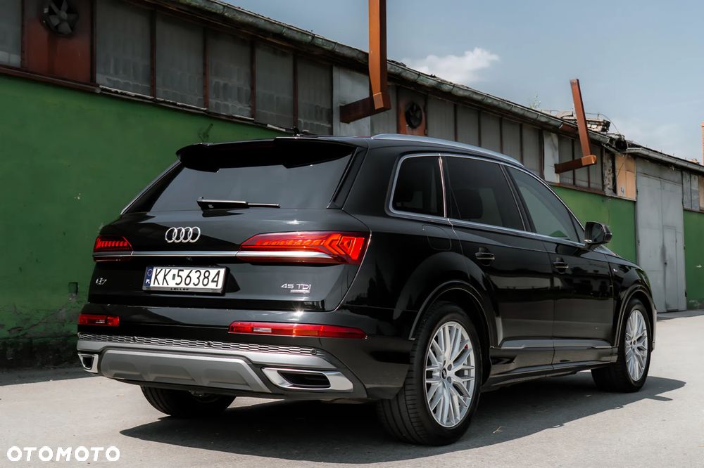 Audi Q7 45 TDI mHEV Quattro S Line Tiptr - 4