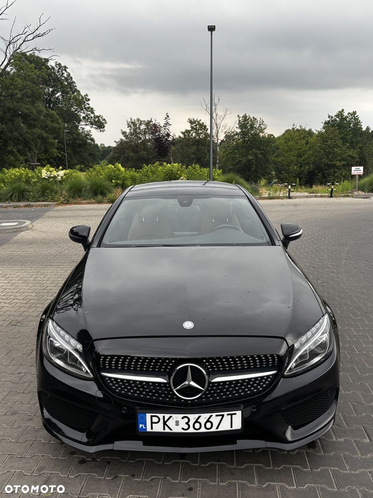 Mercedes-Benz Klasa C 300 7G-TRONIC Edition 1 - 17