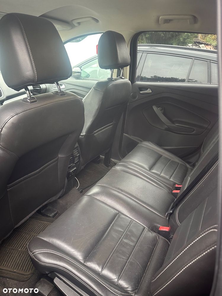 Ford Kuga - 15