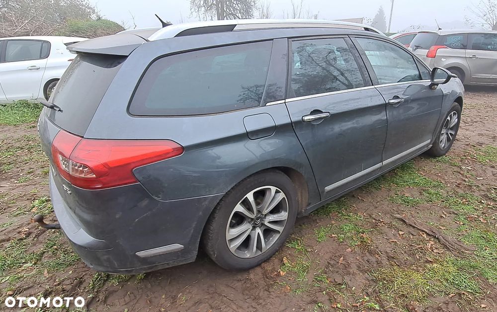 Citroën C5 HDi 140 FAP Exclusive - 4