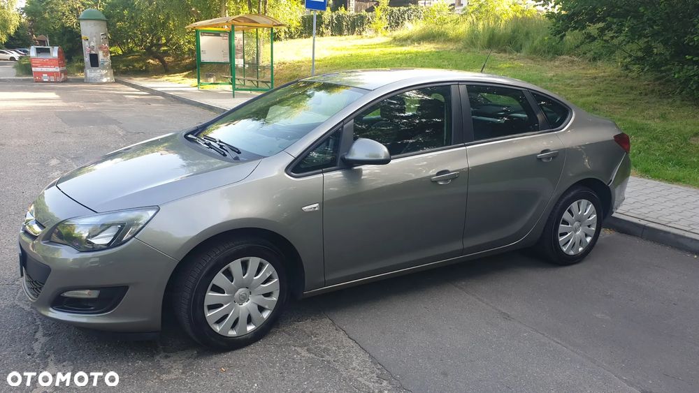 Opel Astra 1.6 Active - 1