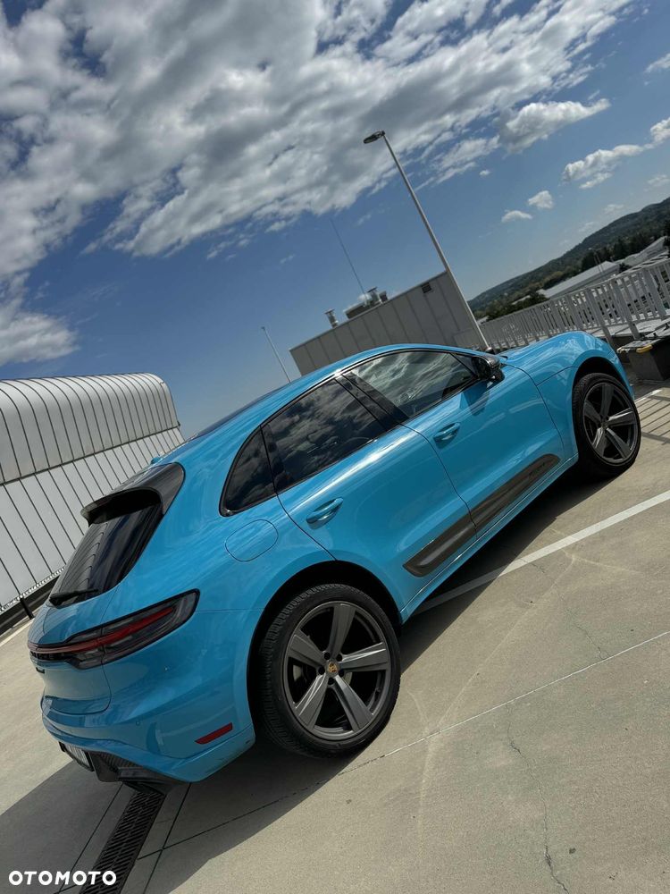 Porsche Macan T - 2