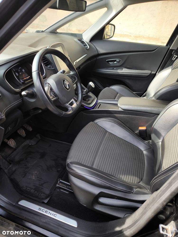 Renault Scenic 1.6 dCi Intens - 10