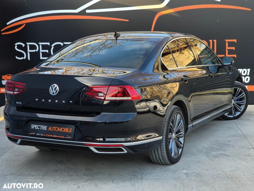 Volkswagen Passat - 8