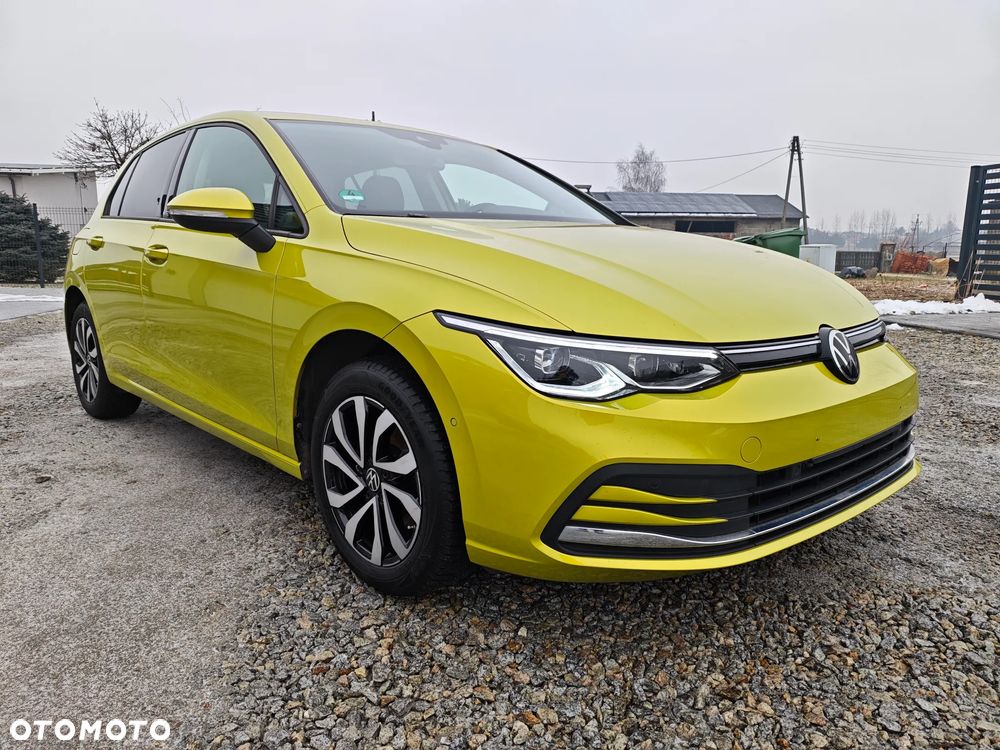 Volkswagen Golf 1.5 eTSI OPF DSG Active - 1