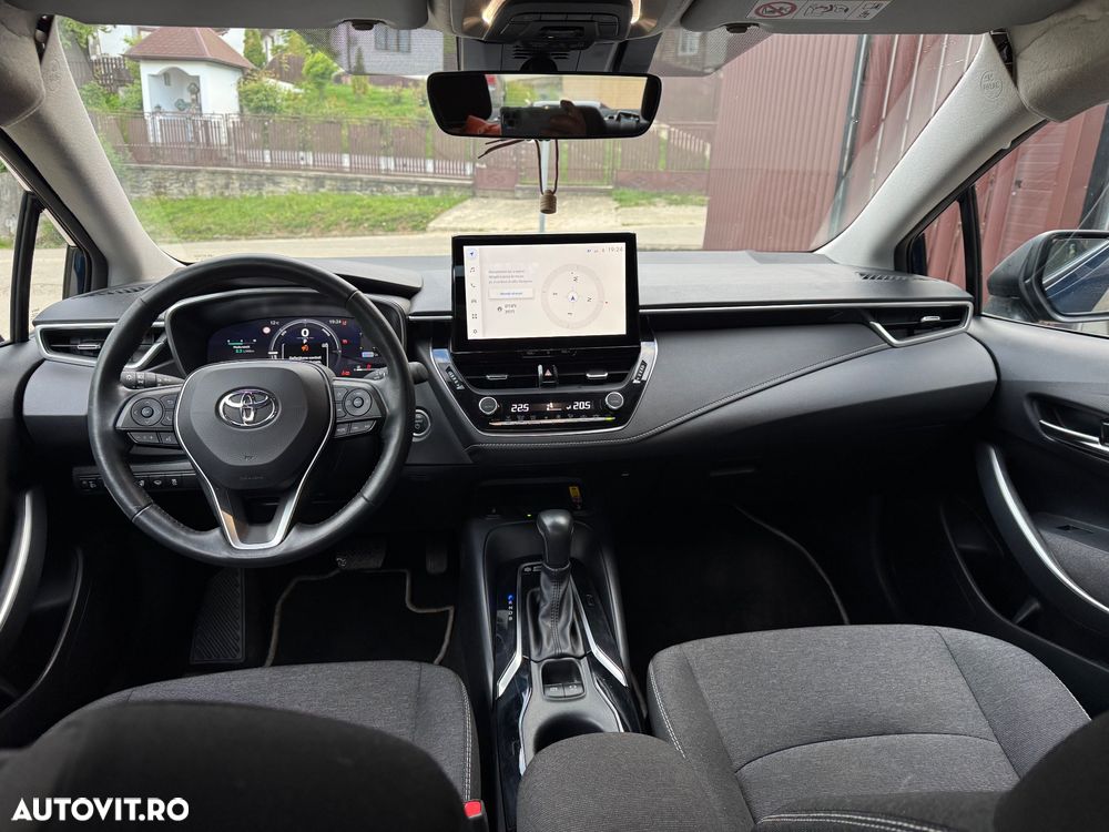 Toyota Corolla 1.8 HSD Business - 6
