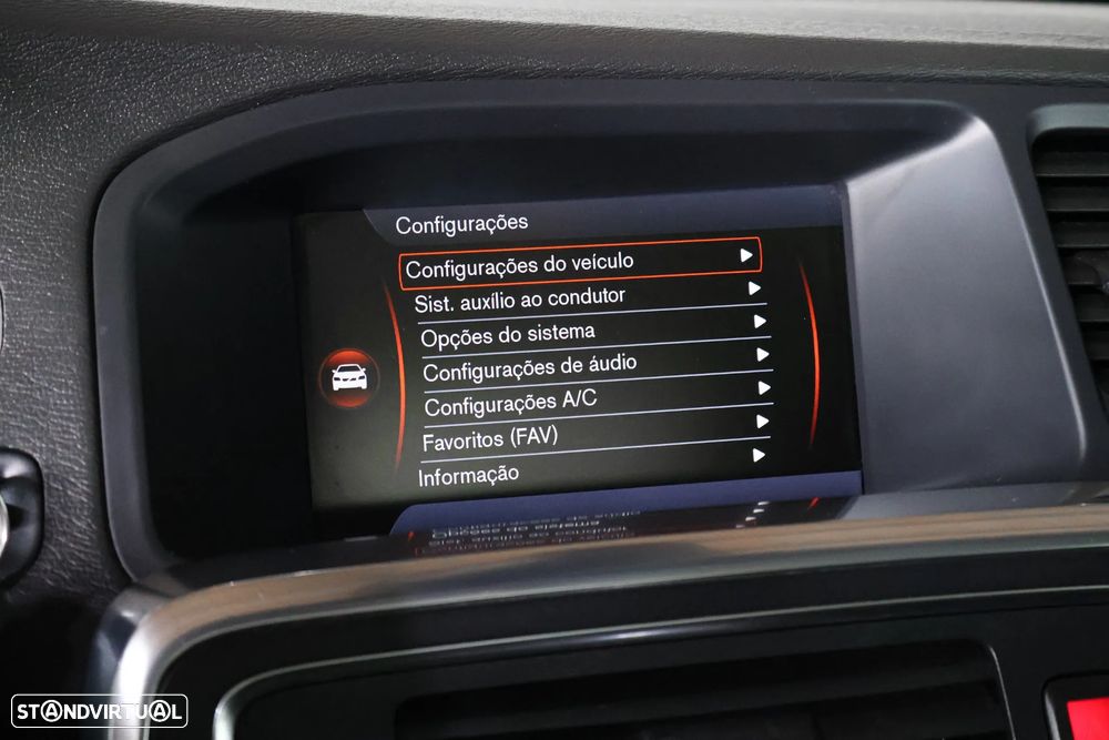 Volvo V60 1.6 D2 Drive Momentum Start/Stop - 23