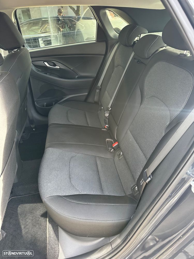 Hyundai i30 1.0 T-GDI Style Plus - 11