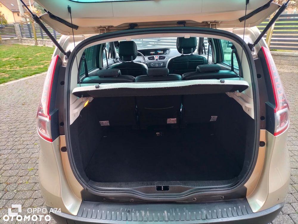 Renault Scenic 1.6 16V Confort Expression - 14