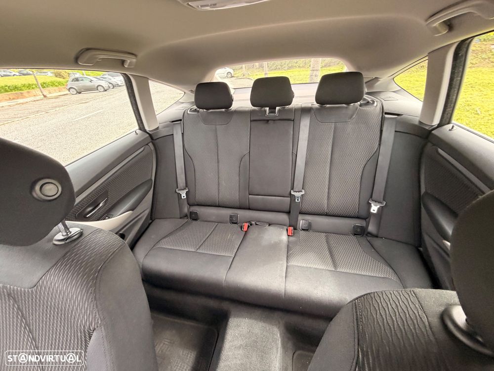 BMW 318 Gran Turismo d Aut. - 19