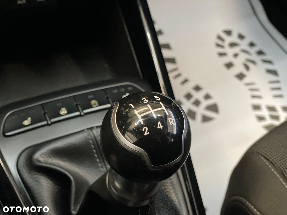 Kia Rio 1.2 Dream-Team Edition - 28