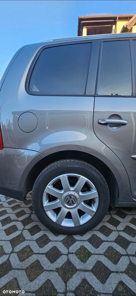 Volkswagen Touran 1.4 TSI DSG Highline - 7