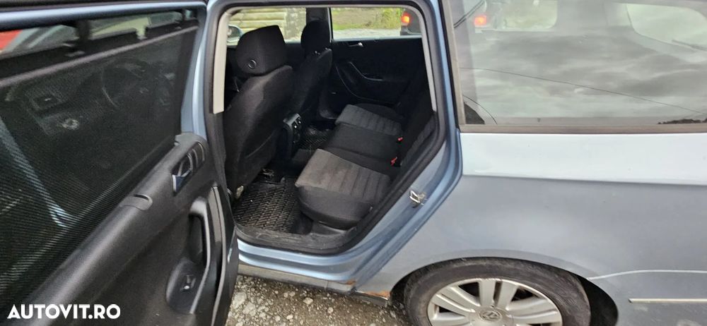 Volkswagen Passat 2.0 TDI Comfortline - 5
