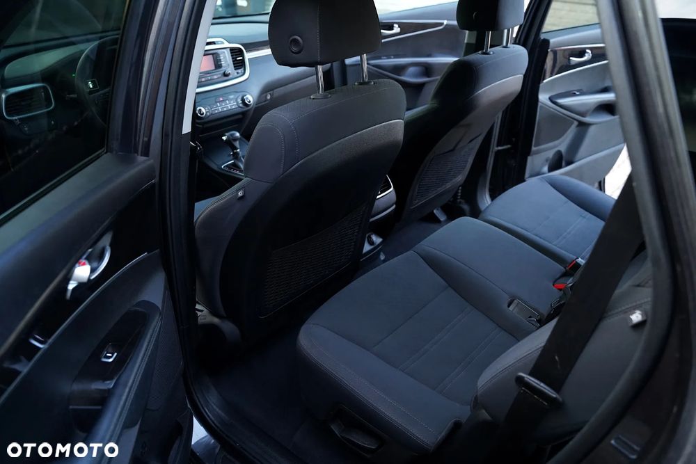 Kia Sorento - 15