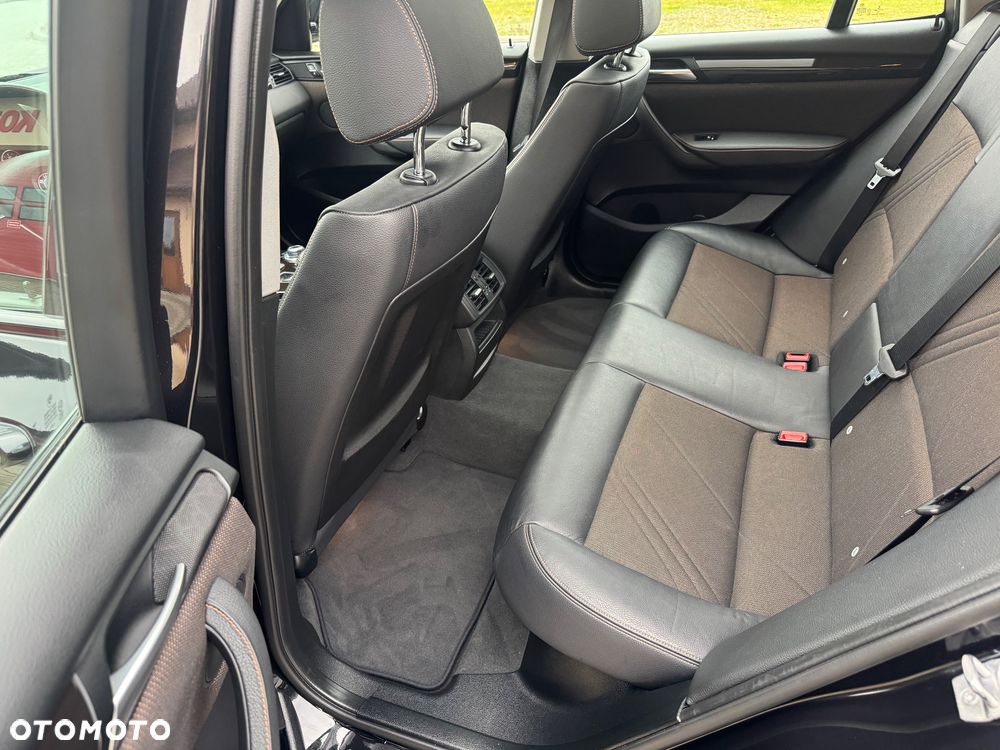 BMW X3 sDrive18d xLine - 27