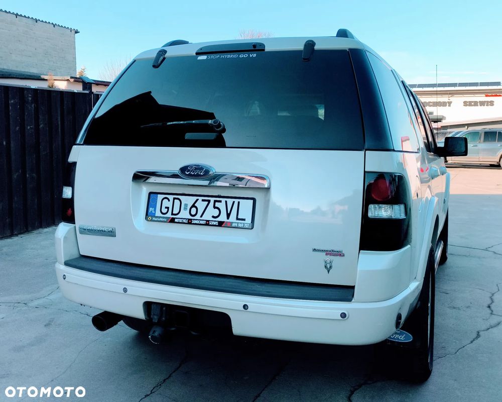 Ford Explorer 4.6 4WD - 9