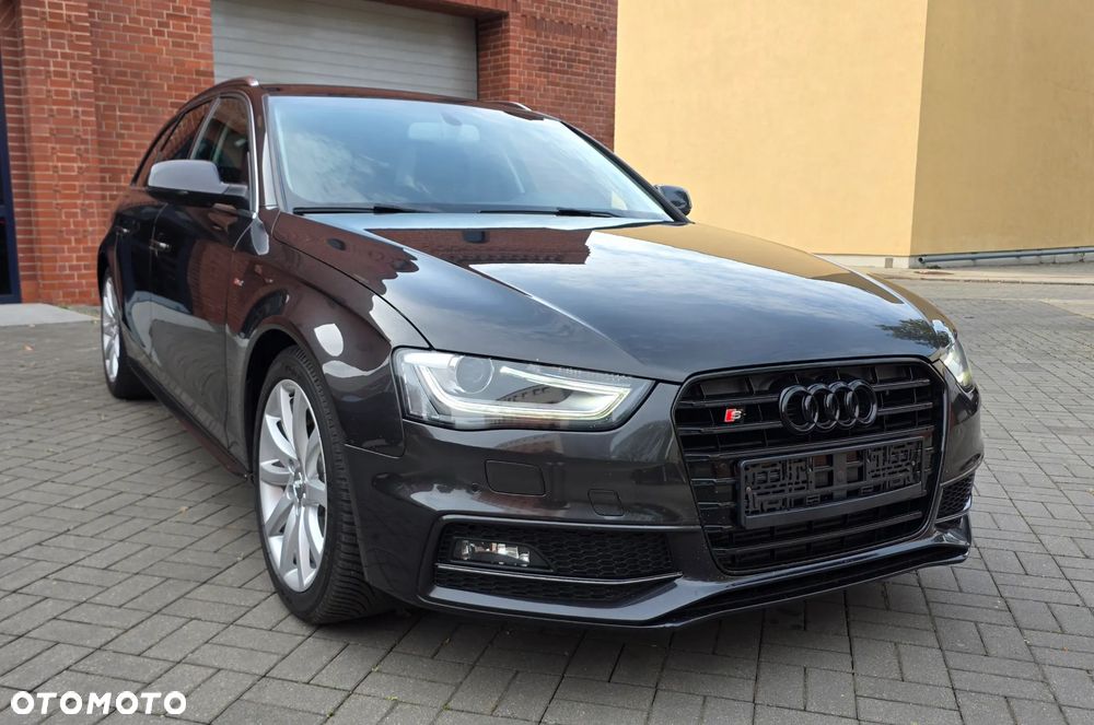 Audi A4 Avant 2.0 TDI DPF S line Sportpaket - 13