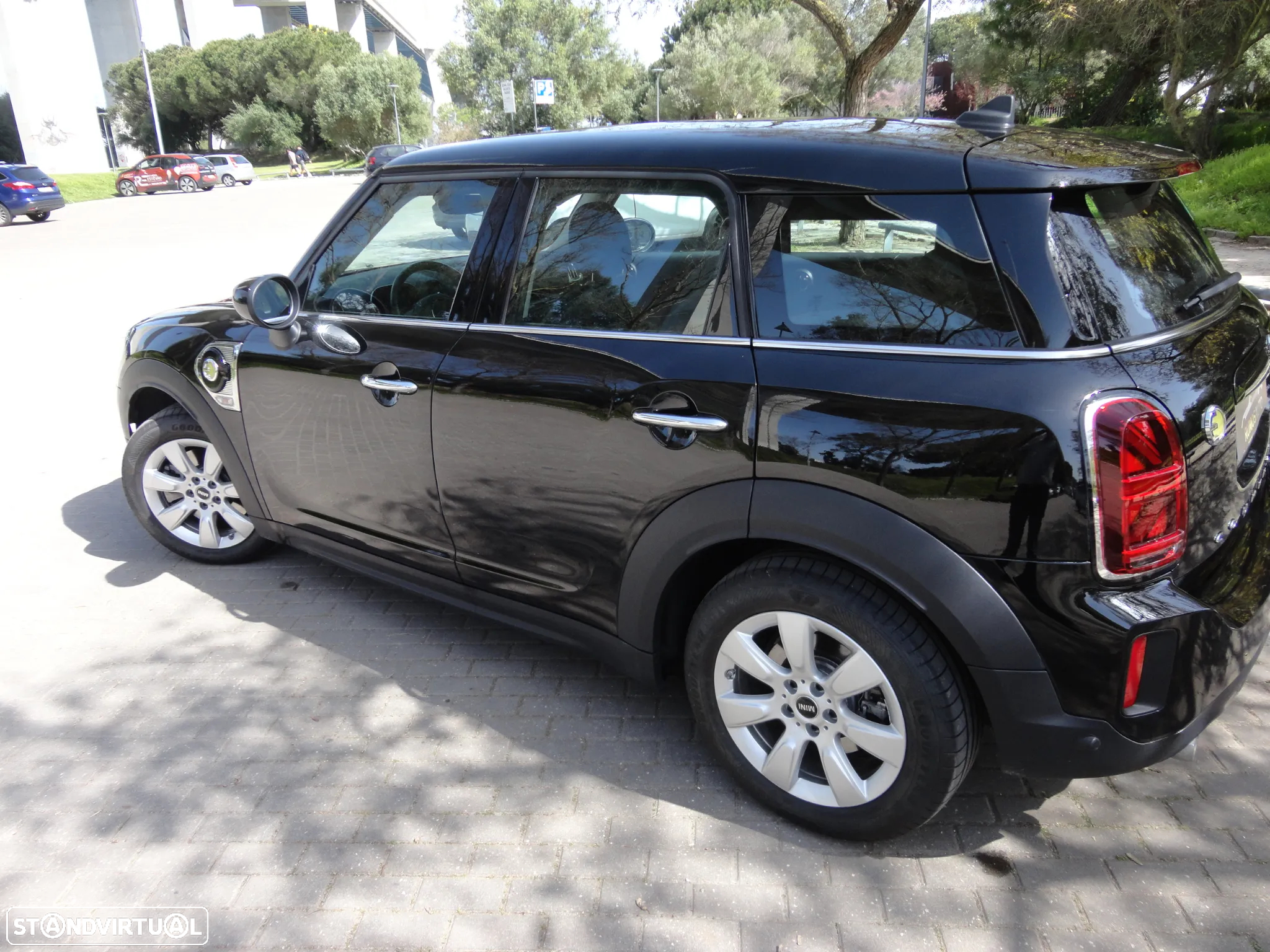 MINI Countryman Cooper SE ALL4 Auto - 2