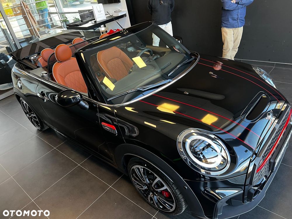 MINI John Cooper Works - 4