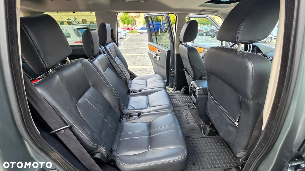 Land Rover Discovery 3.0 SD V6 HSE - 28