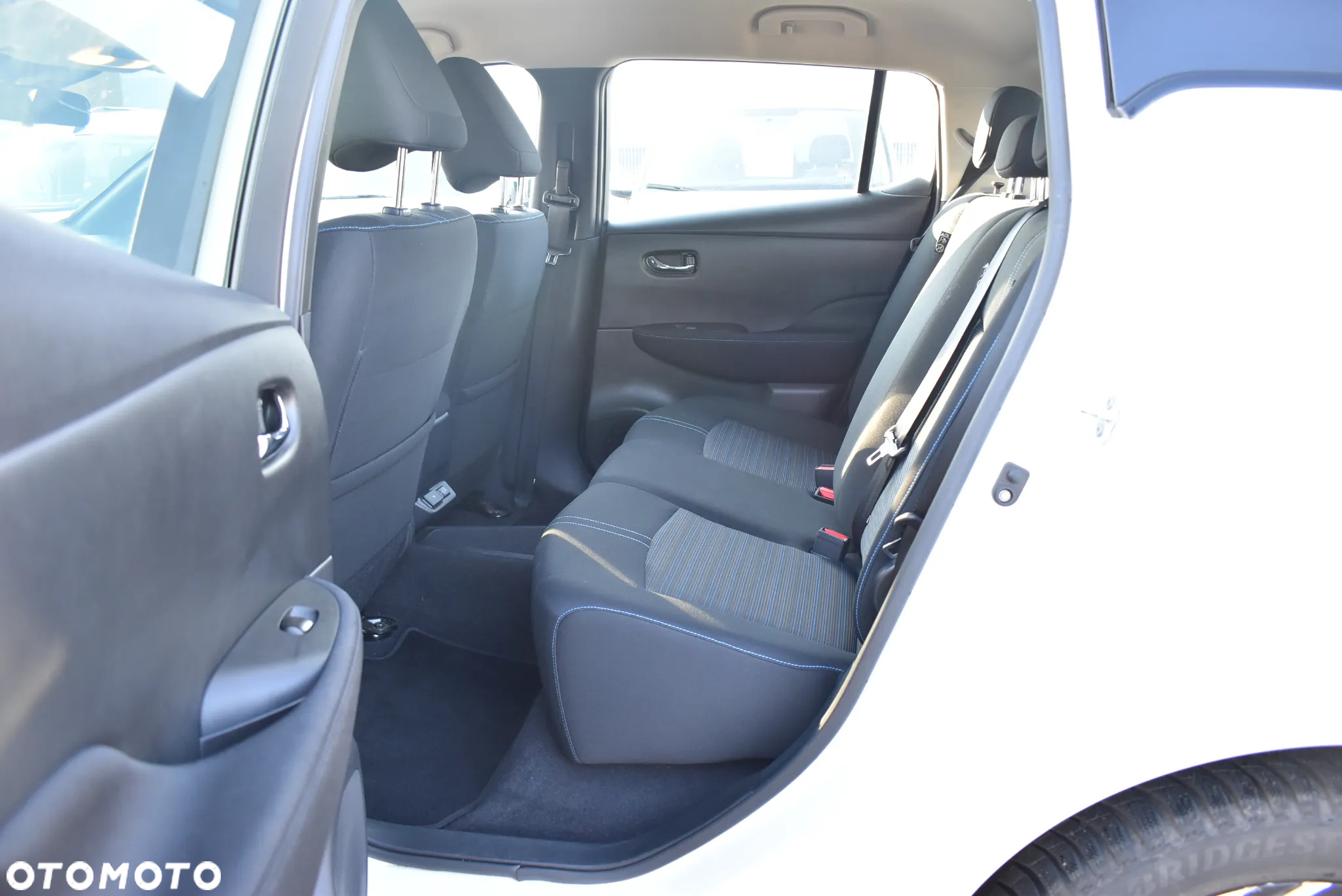Nissan Leaf 40kWh Acenta - 12