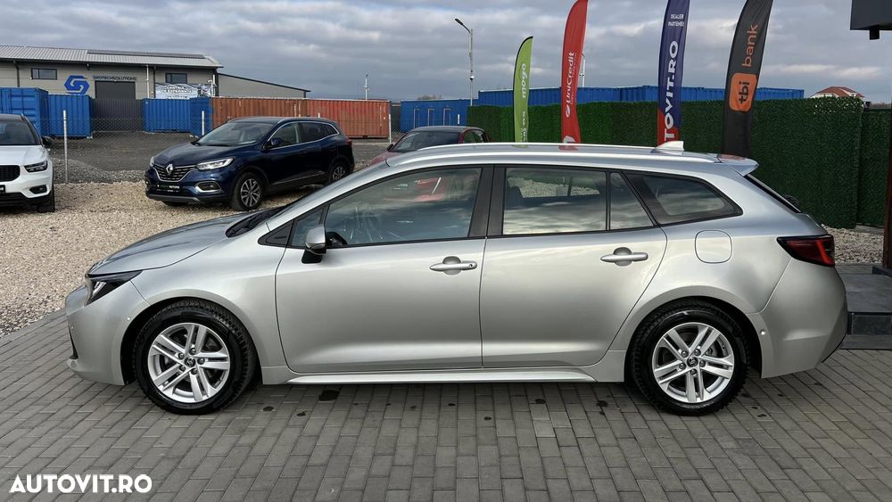 Toyota Corolla 1.8 Hybrid Touring Sports Business Edition - 11