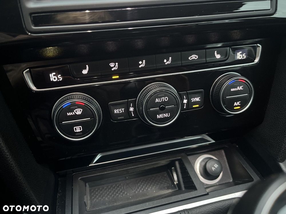 Volkswagen Passat 1.8 TSI BMT Highline - 20