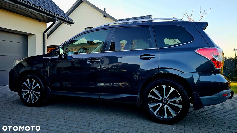 Subaru Forester 2.0XT Platinum Lineartronic - 8