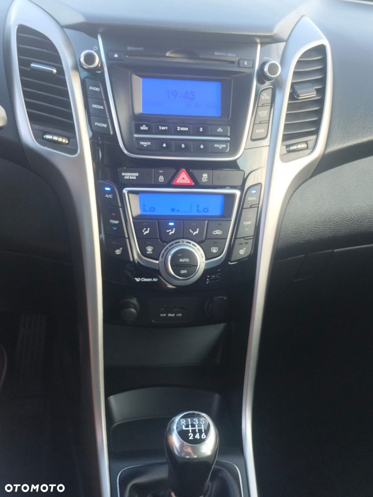 Hyundai i30 1.6 Style - 10