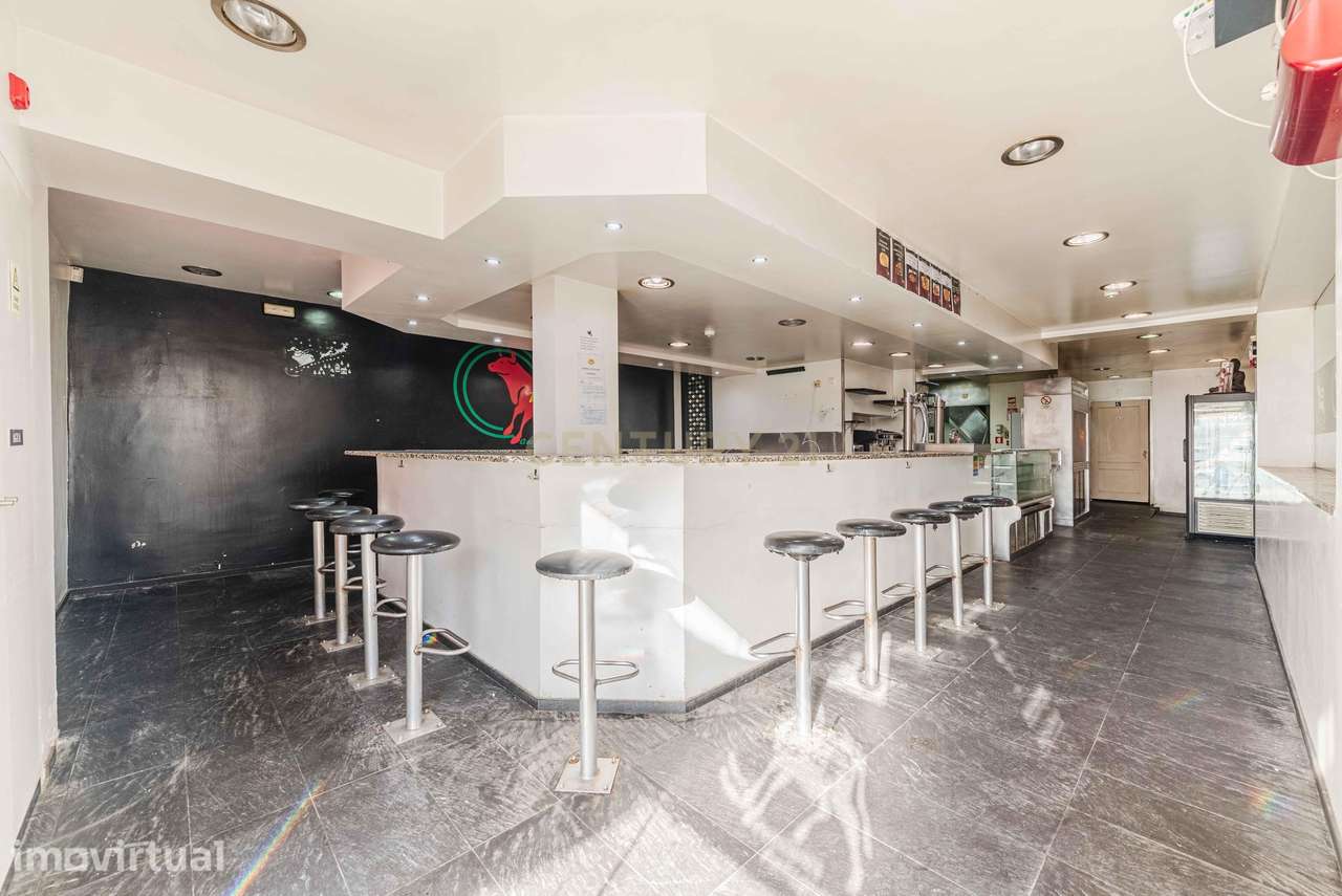 LOJA COMERCIAL | RESTAURANTE | CENTRO QUELUZ | PENDÃO | VENDA - Grande imagem: 2/6