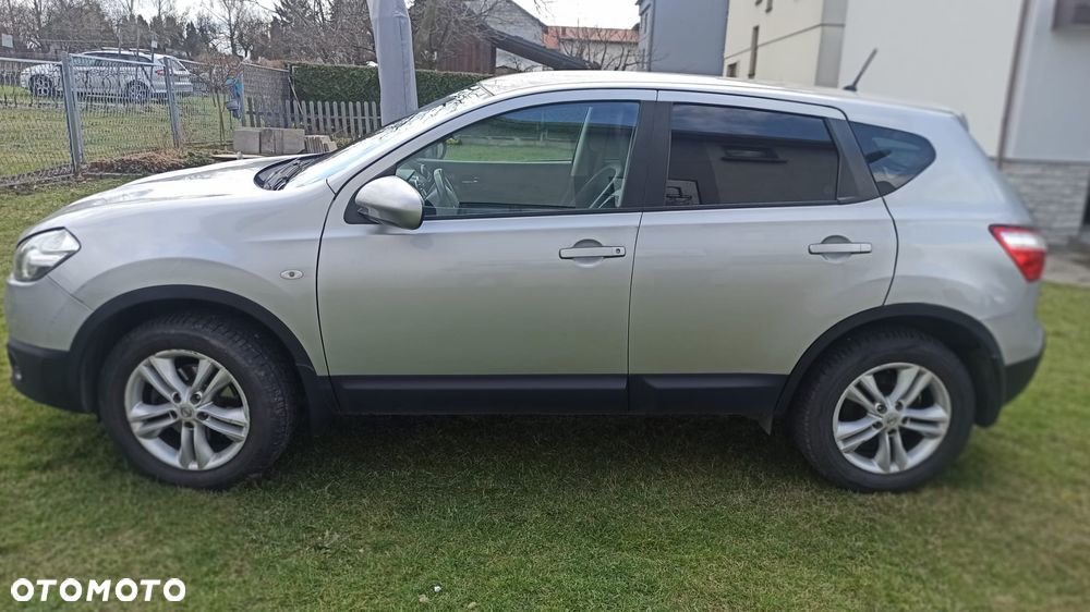 Nissan Qashqai 2.0 Acenta CVT - 2