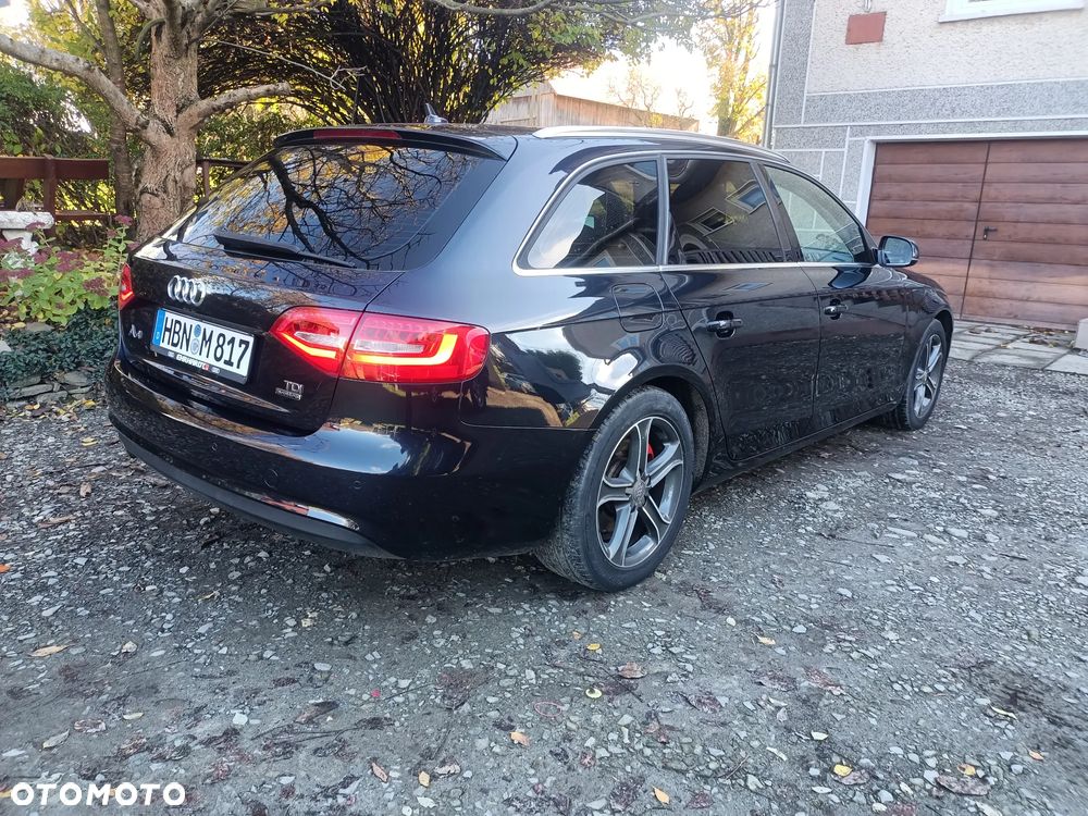 Audi A4 Avant 2.0 TDI Quattro - 8