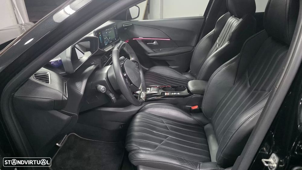 Peugeot e-2008 50 kWh GT Pack - 6